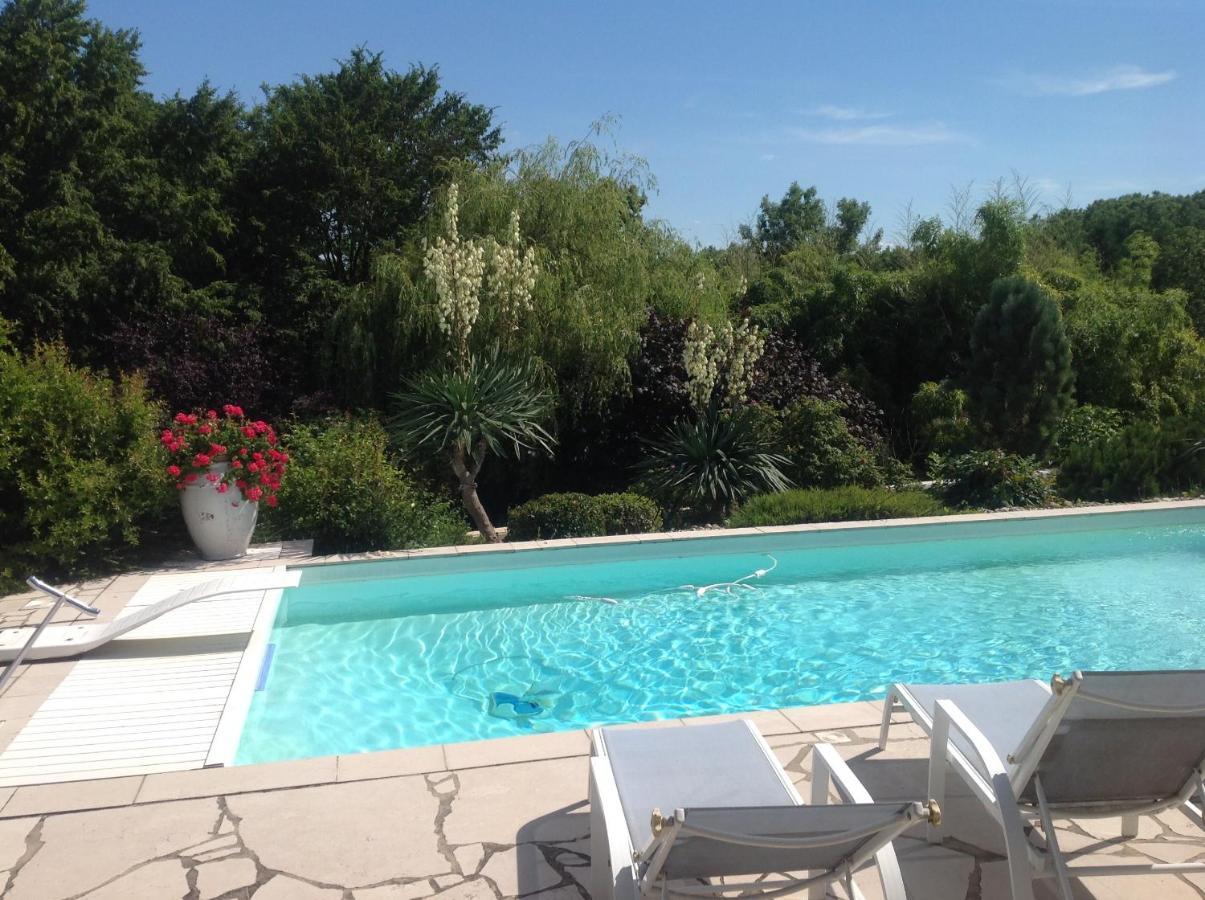 לינה וארוחת בוקר Saint-Didier-de-la-Tour Domaine De La Provencale מראה חיצוני תמונה